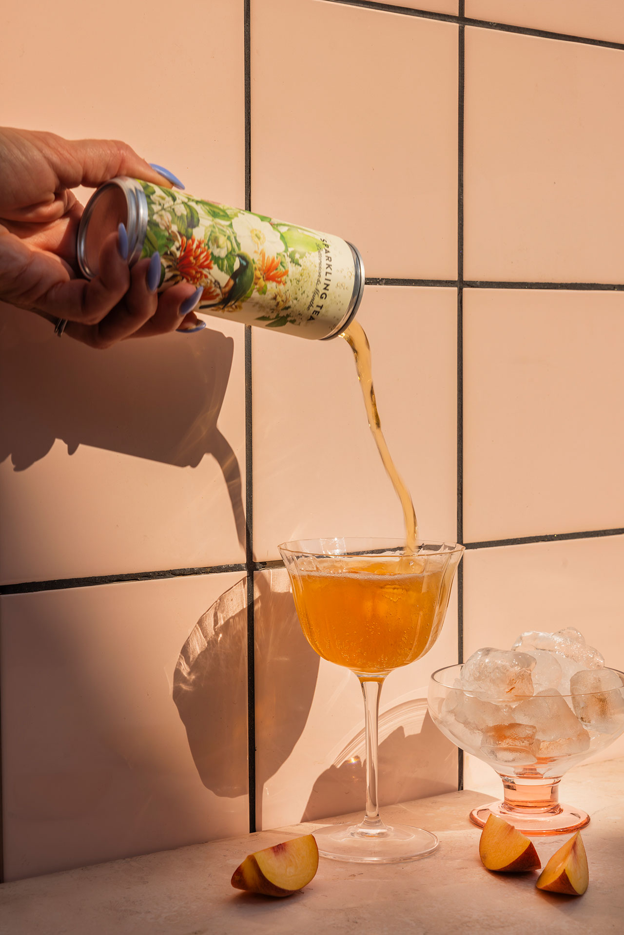 Elegant non-alcoholic sparkling tea in a glass.